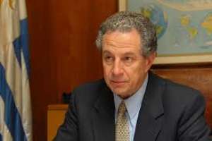 Conde: el FA necesita moverse, porque está muy quieto y la oposición está muy fuerte