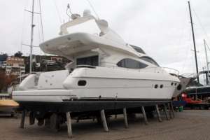 El lujoso yate de Ricardo Jaime, un exfuncionario “K” que está preso, sigue en Piriápolis