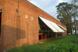 Solicitan colocar rampa de acceso en estacionamiento del BPS