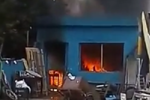 Incendio en Balneario Buenos Aires ocasionó graves pérdidas en una casa