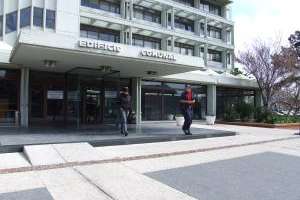 IDM plantea expropiar padrones y regularizar viviendas de 25 familias