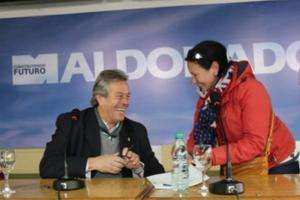 Familias de Cerro Pelado y Los Olivos regularizaron su situación habitacional