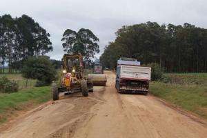 Se cumplen tareas de mejora en zonas del Municipio de Garzón y José Ignacio