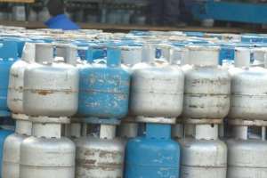 Están repartiendo gas a granel en Punta del Este