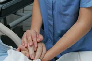 Auxiliares de enfermería reclaman que se les considere “técnicos”