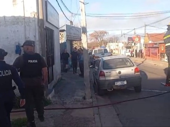 Incendio en el centro de Maldonado fue controlado rápidamente por Bomberos