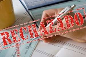 Marchó a la cárcel un hombre que estafó a tres comercios con cheques sin fondos