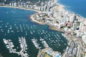 Interés por el blanqueo: misiones de la AFIP en Punta del Este y Miami