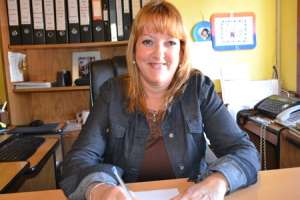 Doris González se postula a la reelección en la presidencia de ADEOM Maldonado