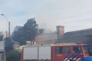 Principio de incendio en casa de antigüedades de Manantiales