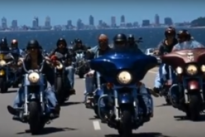 Encuentro de Harley-Davinson y de Honda en Punta del Este