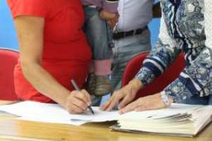 Firmarán promesas de compraventa de los barrios Cerro Pelado y Los Olivos