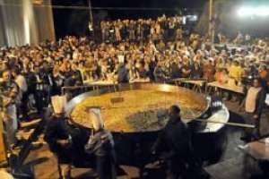 Paella Gigante llega a su 19º aniversario