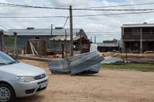 Se volaron más de 300 techos en San Carlos pero aún no se posee la cifra final 