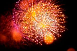 Exhortan tener cuidado con la pirotecnia, el alcohol y la cadena de frío de los alimentos