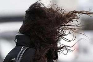 Extienden advertencia naranja por tormentas hasta las 19 horas: vientos pueden llegar a 120km/h