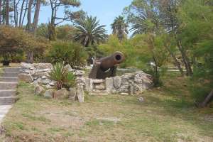 Tratan de crear un circuito de turismo histórico en la Isla Gorriti