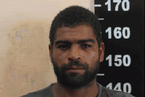 Robó una sopladora de pasto y hojas a nafta y le encerraron en Las Rosas