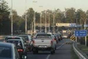 Policía Nacional de Tránsito: ya se nota un incremento vehicular en las rutas hacia el Este