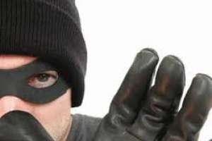 Lo atraparon in fraganti robando en una casa en Abra de Perdomo