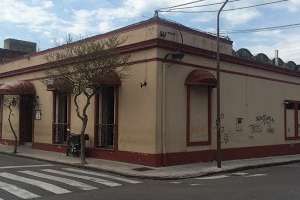 Residentes españoles se reúnen con el cónsul 