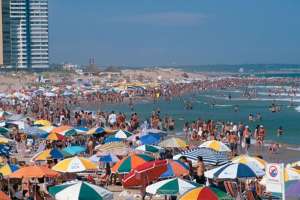 Kechichián: un millón de turistas en los dos primeros meses del año