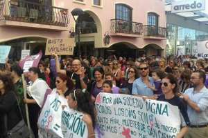 Más de mil personas marcharon por las calles de Maldonado en el marco del Día Internacional de la Mujer