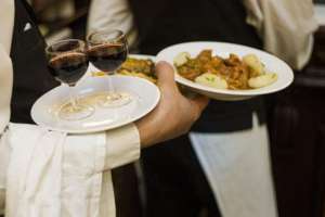 Kechichián sorprendida por la suba del desempleo pese a la gran afluencia de turistas