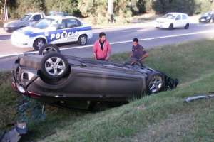 Conductor lesionado al volcar en la Interbalnearia cerca de Club de Lago