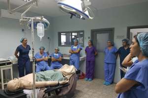 Inician en San Carlos el camino para formar con simuladores a futuros anestesistas