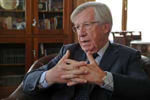 Astori busca reanudar el diálogo con empresarios por diferencias sobre Inclusión Financiera