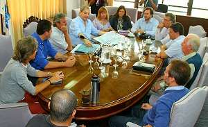 Construcción y asentamientos: Antía se reunió con diputados; no estuvo De los Santos