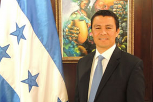 Jerarca de Honduras visita centro de videovigilancia