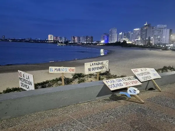 Búsqueda de petróleo...