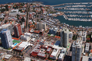 Extreman controles sobre los tanques de agua de edificios y hoteles de Maldonado