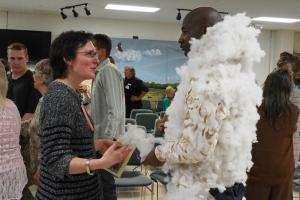 Experta de EE.UU. brindará taller a docentes y estudiantes de las Escuelas de Arte de la IDM