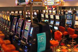 Casaretto pide informes sobre el funcionamiento de los Casinos
