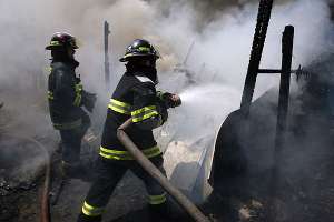 Solicitan colaboración para las familias del Kennedy afectadas por el trágico incendio