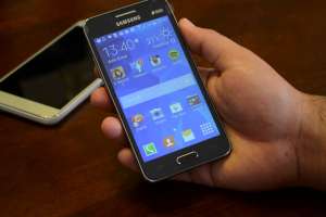 Comparece ante la justicia un sujeto que hurtó dos celulares en el interior de un auto