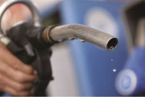 Declaran varios detenidos por supuesta maniobra con combustible