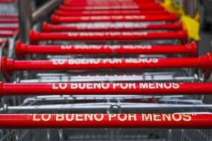 Trabajadores de Tienda Inglesa aprobaron reestructura en reñida votación