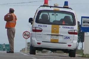 Ciudadano argentino falleció tras caer su auto de un puente