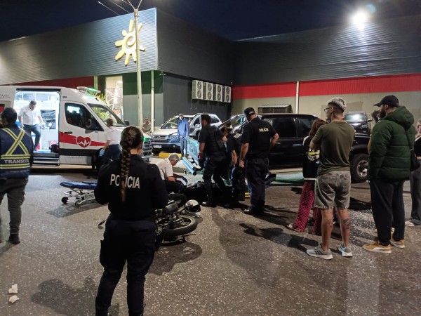 Un motonetista resultó lesionado tras violenta colisión
