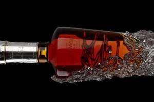 Fue procesada la pareja que robó una botella de whisky de 400 dólares