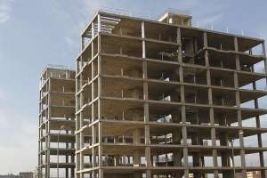 Reclaman demoler o expropiar los “esqueletos” de edificios inconclusos