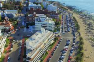 Cuadrilla municipal prepara Punta del Este para el verano