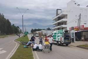 Peatón fracturado luego de ser embestido por moto