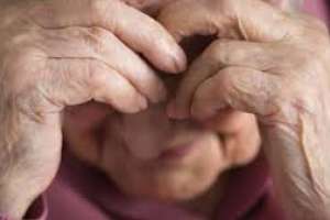 San Carlos: una septuagenaria sufrió violencia doméstica ejercida por su hija y su yerno