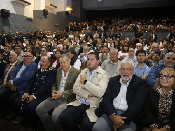 “No basta con inaugu...