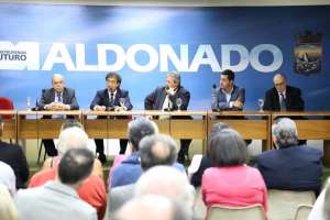 La UDE inauguró su sede Punta del Este